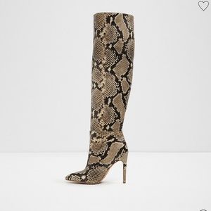 BRAND NEW Aldo “Zoania” over the knee boots